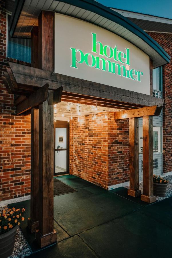 Hotel Pommier Indianola Екстериор снимка